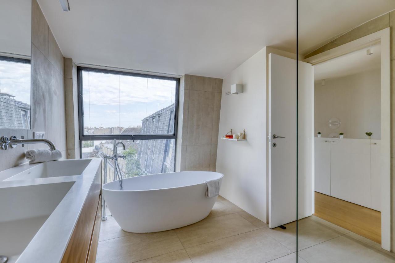 Appartamento Luxury Penthouse With A/c Terrace & View-le Marais Parigi