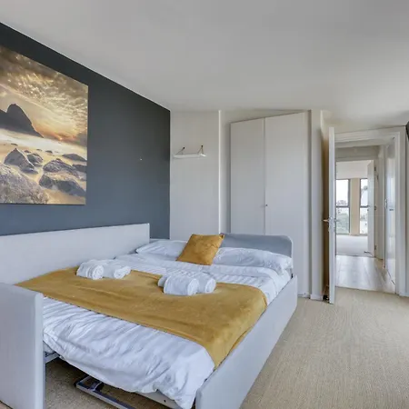 Appartamento Luxury Penthouse With A/c Terrace & View-le Marais Parigi